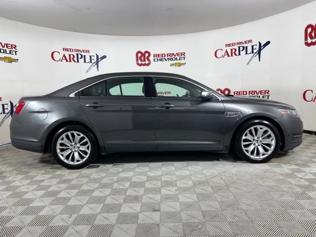 2016 Ford Taurus Limited photo 8