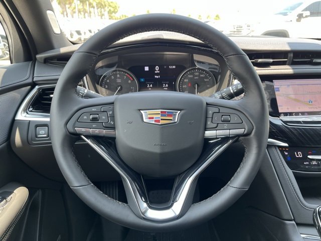 2025 Cadillac XT6 Premium Luxury photo 14