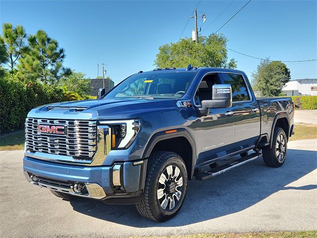 2026 Gmc Sierra 3500 HD Denali photo 2