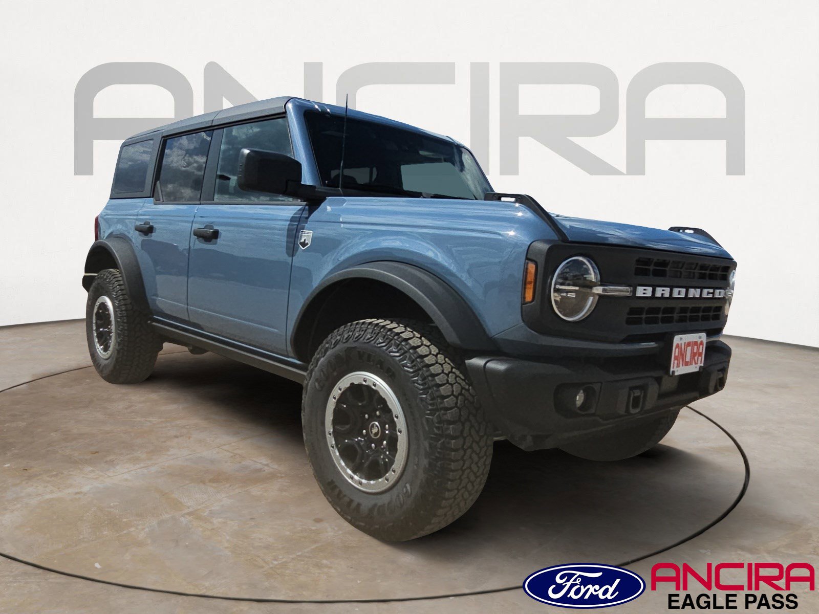 2025 Ford Bronco 4-Door Big Bend's photo