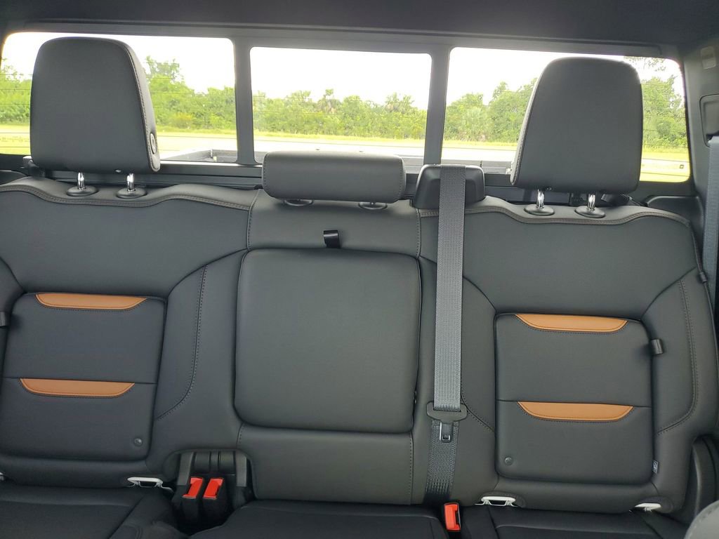 2026 Gmc Sierra AT4 photo 13