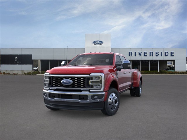 2026 Ford F-450 King Ranch photo 2
