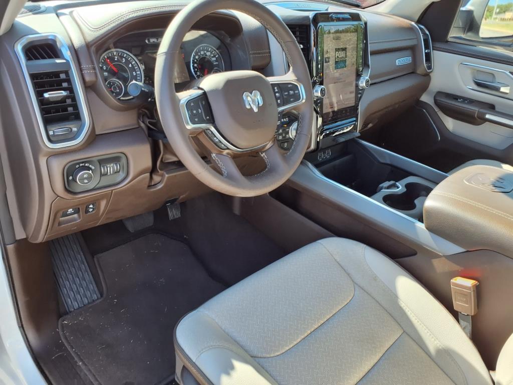2025 Ram 1500 Laramie photo 12