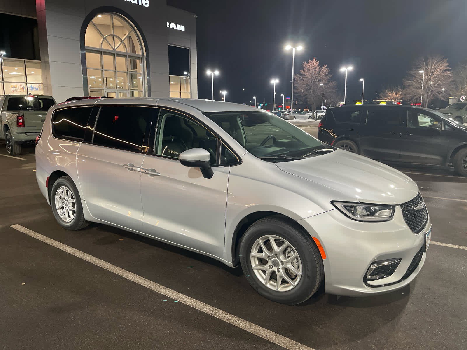 Used 2023 Chrysler Pacifica Touring L with VIN 2C4RC1BGXPR593929 for sale in Brooklyn Park, Minnesota