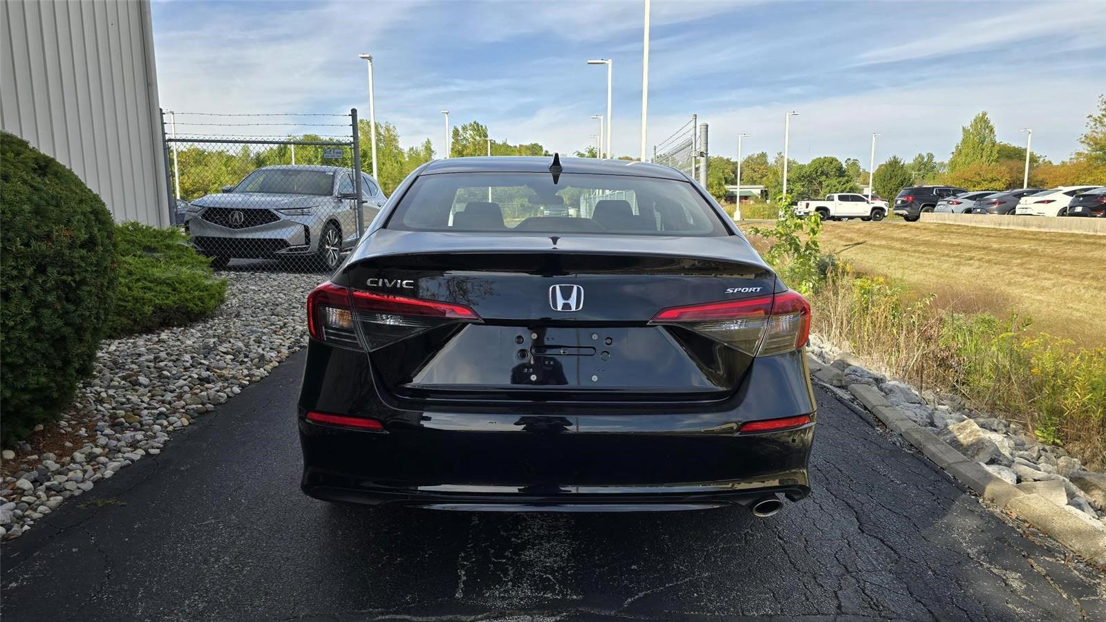 2022 Honda Civic Sport photo 4