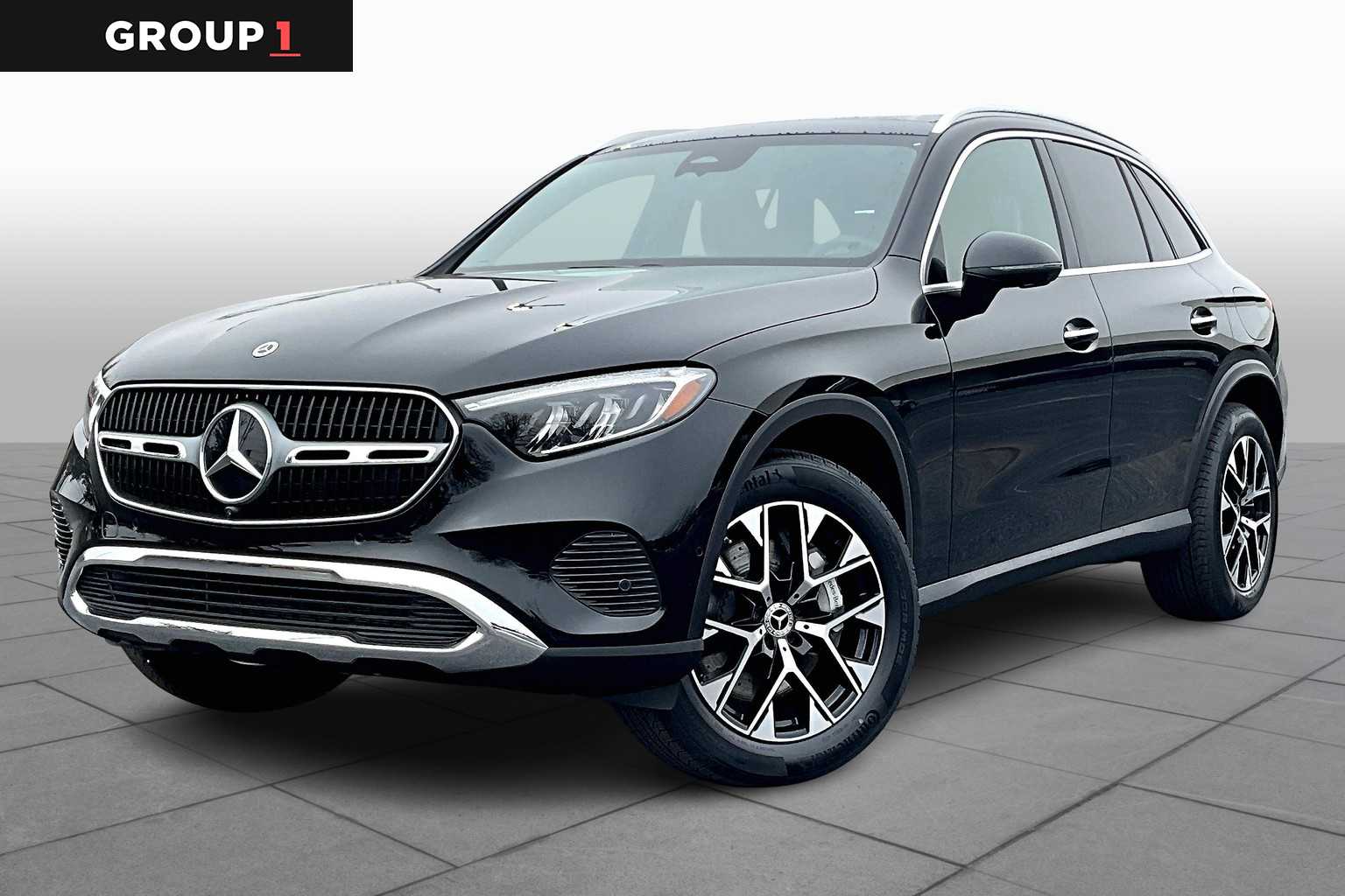 2025 Mercedes-Benz GLC Base's photo