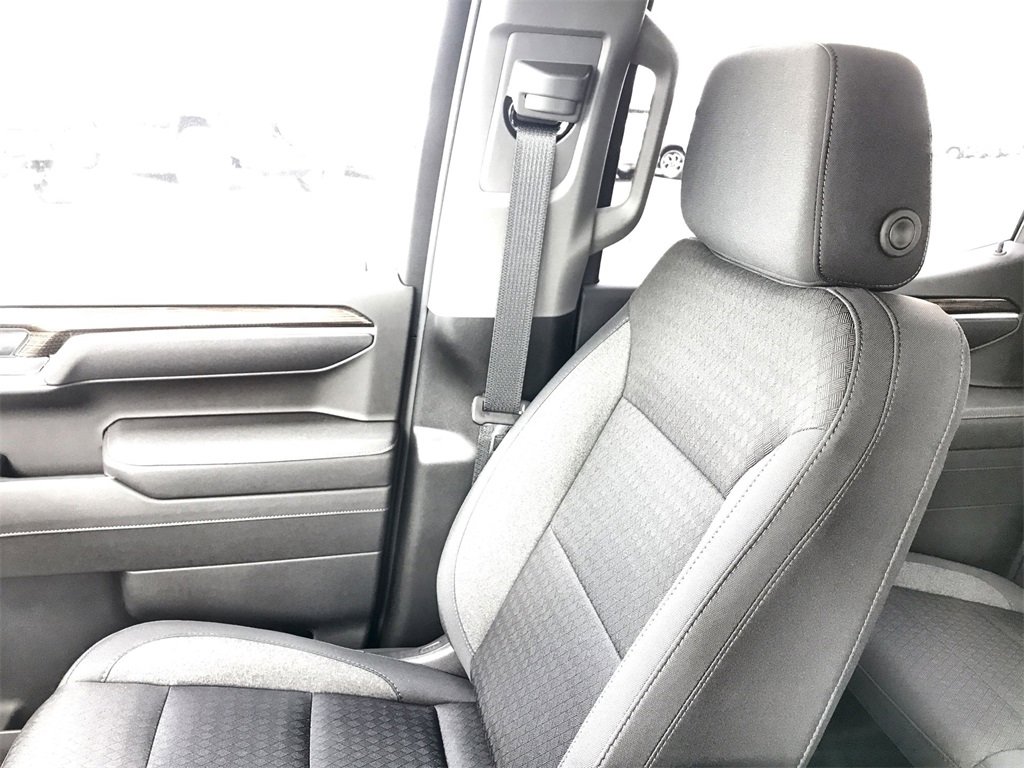 2026 Chevrolet Silverado 1500 LT photo 24