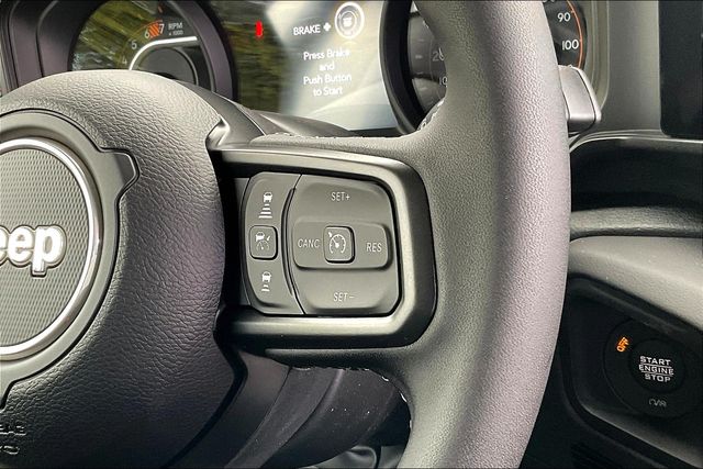 2025 Jeep Wrangler Rubicon photo 17