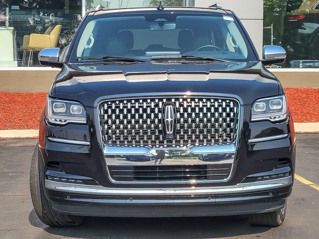 2022 Lincoln Navigator Black Label photo 4