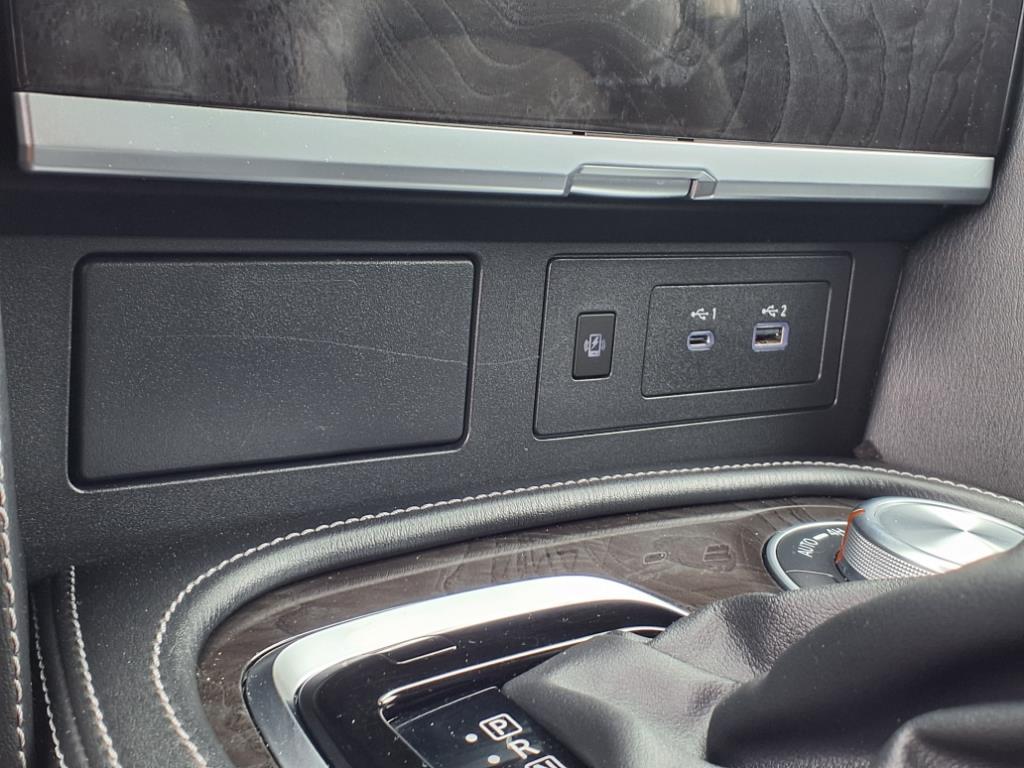 2024 Infiniti QX80 Luxe photo 11