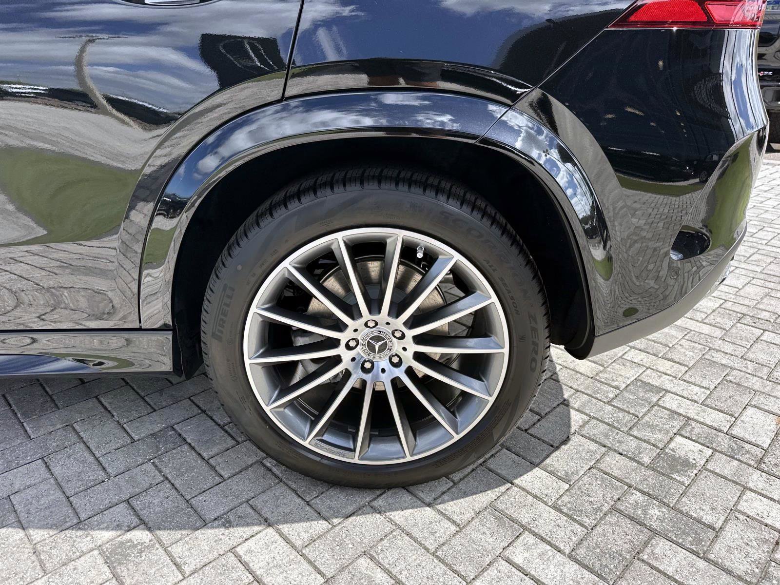 2026 Mercedes Benz GLE 450 4MATIC photo 11