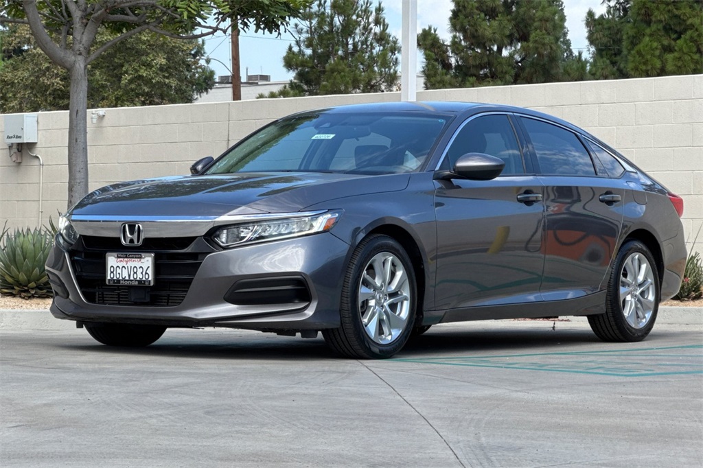 2018 Honda Accord LX photo 11
