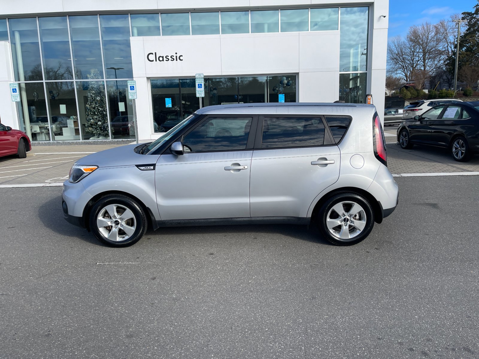 2018 Kia Soul Base photo 2