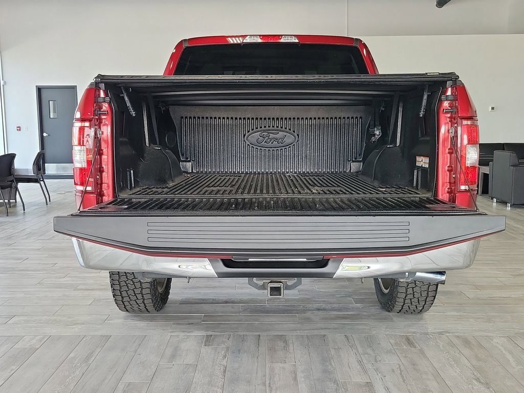 2019 Ford F-150 XLT photo 24