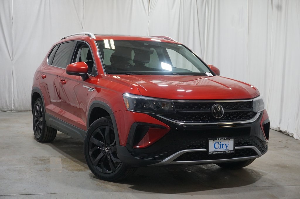 Certified 2023 Volkswagen Taos SE with VIN 3VVNX7B28PM339218 for sale in Evanston, IL