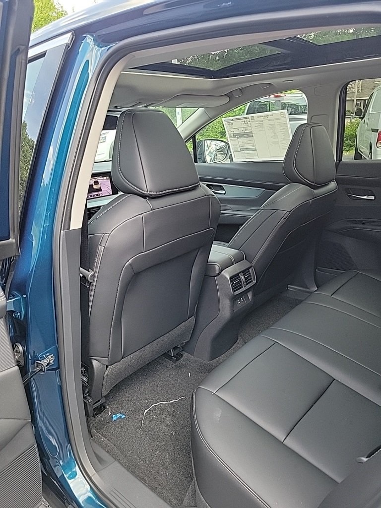 2025 Nissan Murano SL photo 32