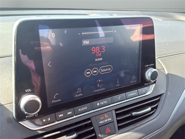 2020 Nissan Altima 2.5 SV photo 23