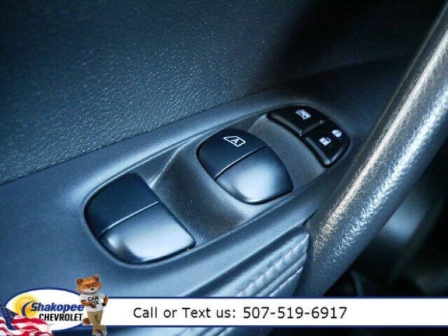 2021 Nissan Rogue Sport S photo 14