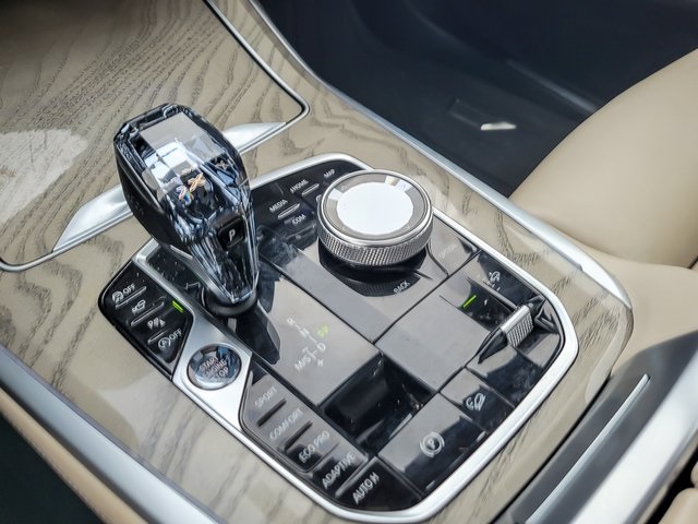 2019 BMW X7 - Image 18
