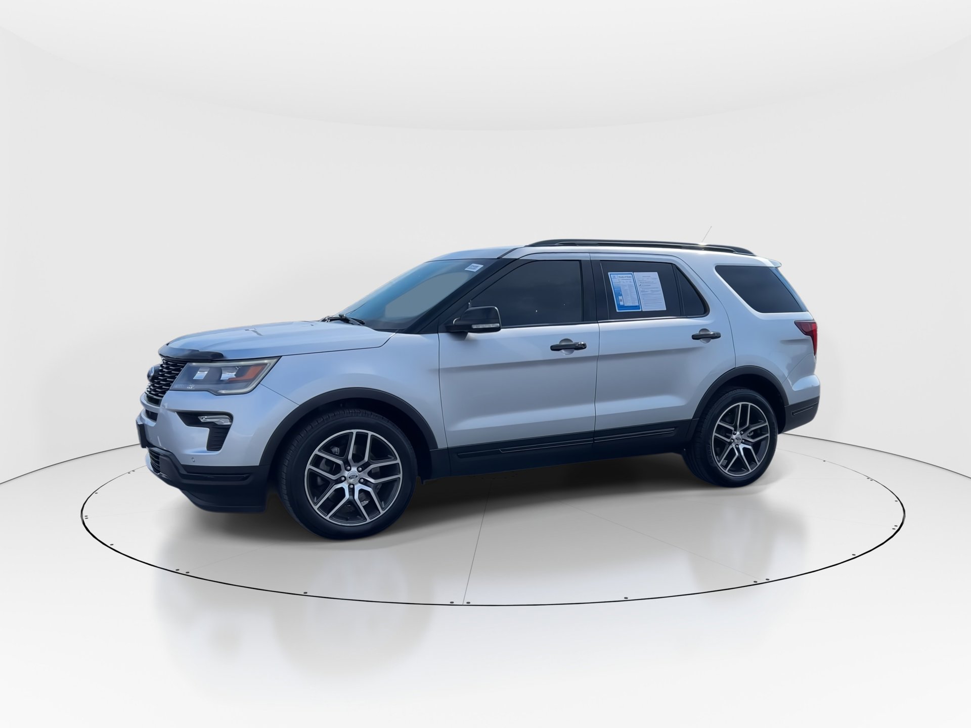 2019 Ford Explorer Sport photo 4