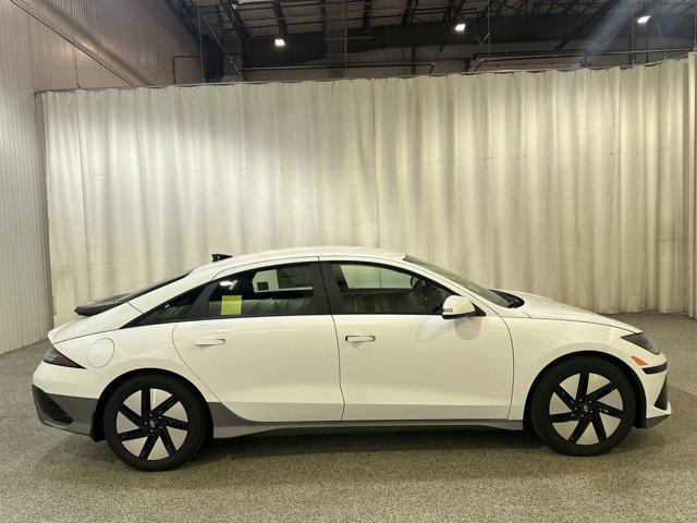 2025 Hyundai Ioniq 6 SE photo 4