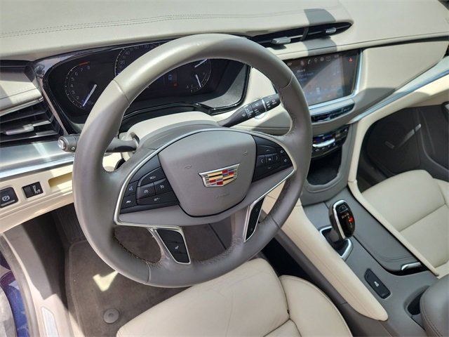 2017 Cadillac XT5 Luxury photo 10
