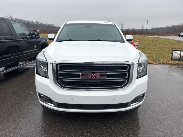 2017 Gmc Yukon SLT photo 2