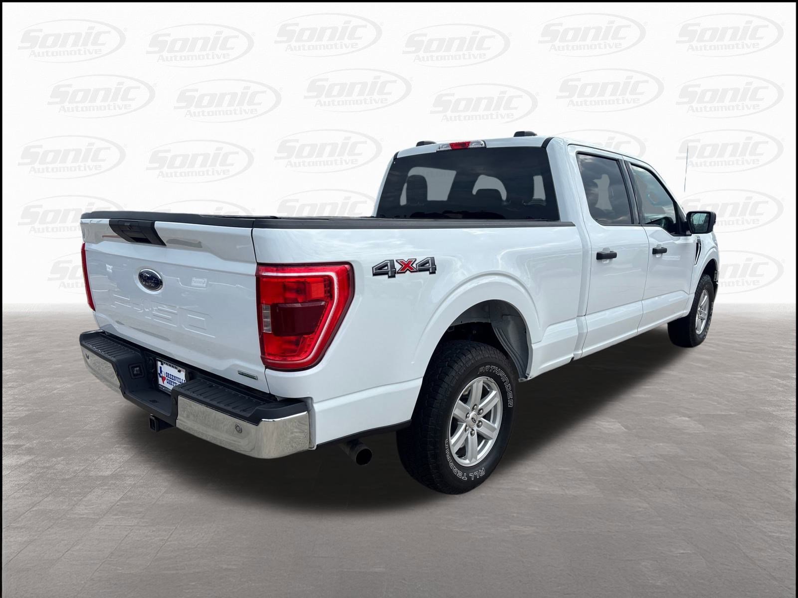 2023 Ford F-150 XLT photo 7