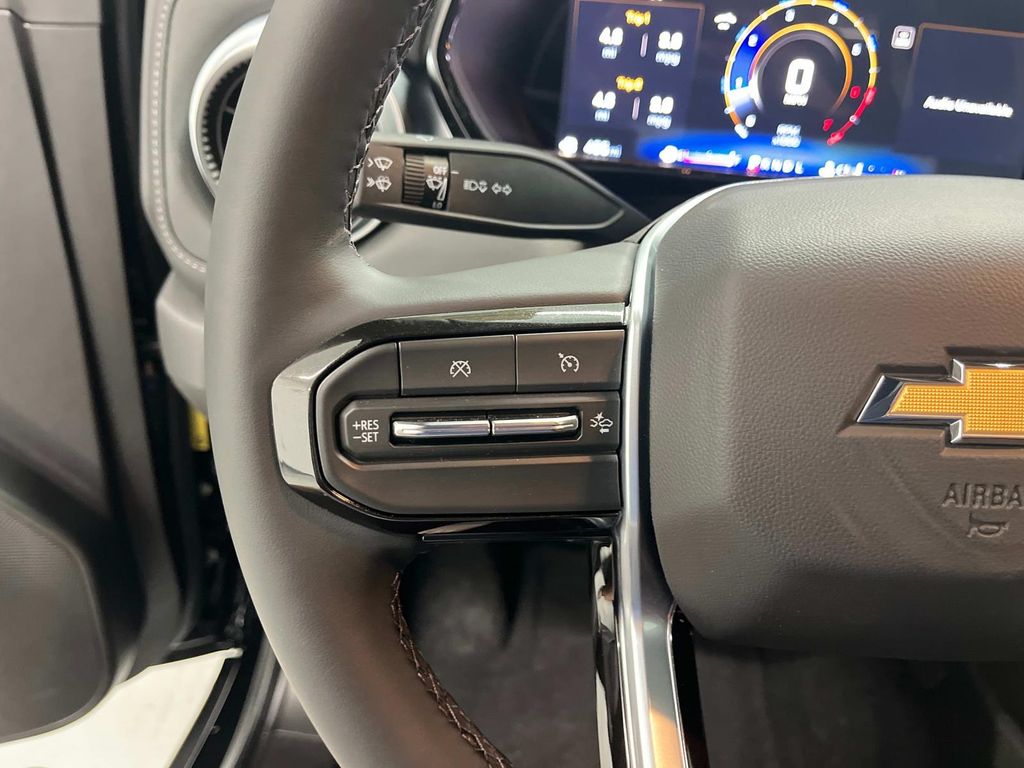 2026 Chevrolet Colorado LT photo 17