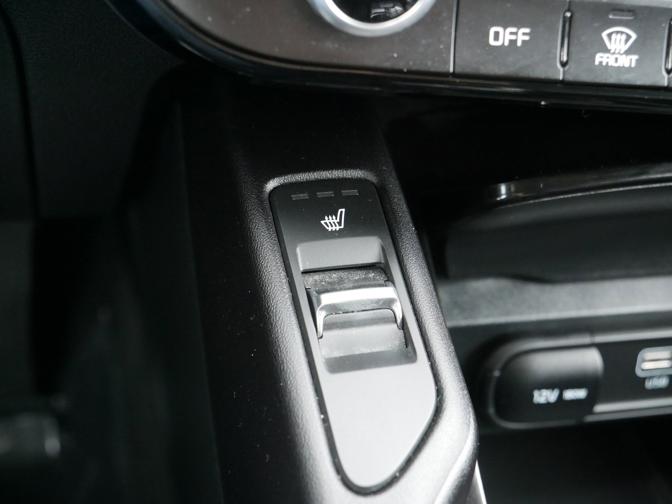 2025 Kia Telluride S photo 28