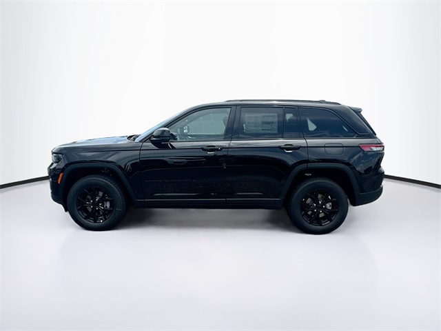 2025 Jeep Grand Cherokee Altitude photo 3