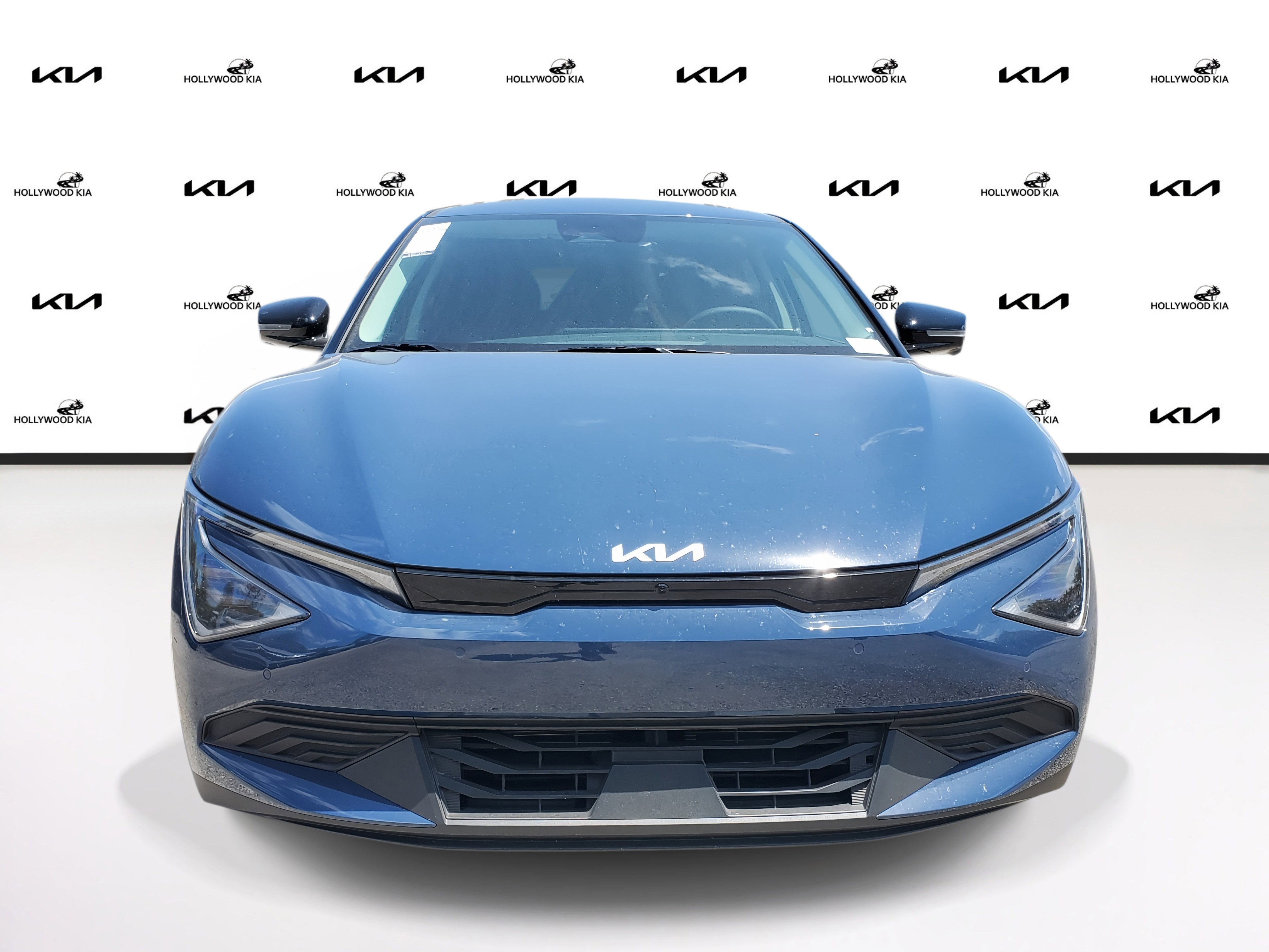 2025 Kia EV6 Wind photo 3