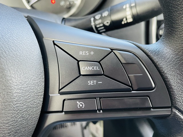 2025 Nissan Versa 1.6 S photo 16