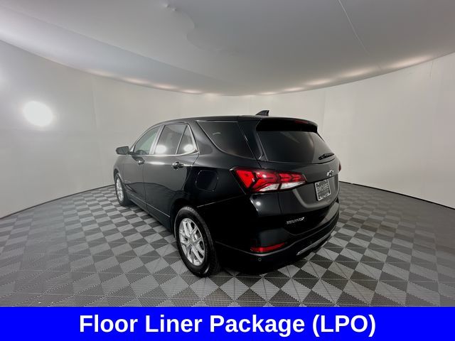 2023 Chevrolet Equinox LT photo 2