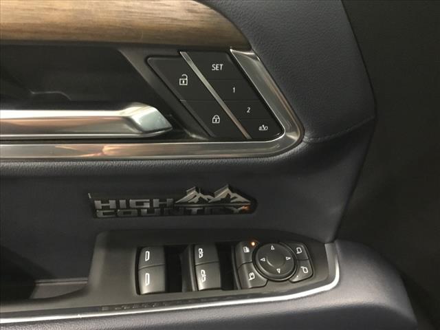 2022 Chevrolet Silverado 1500 High Country photo 5