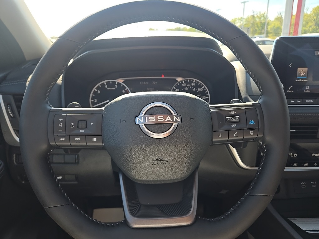 2026 Nissan Rogue SV photo 14