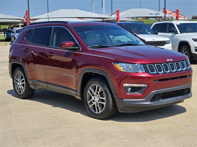 2020 Jeep Compass Latitude photo 3