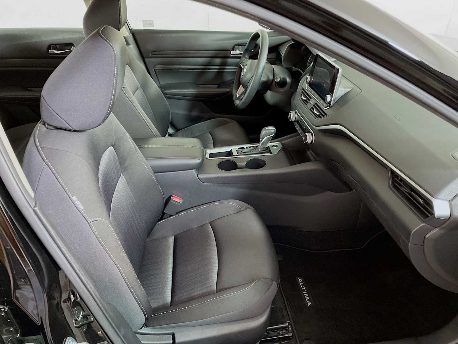 2019 Nissan Altima 2.5 S photo 26