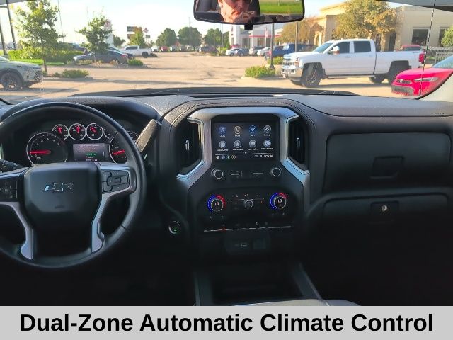 2022 Chevrolet Silverado 1500 LT Trail Boss photo 2