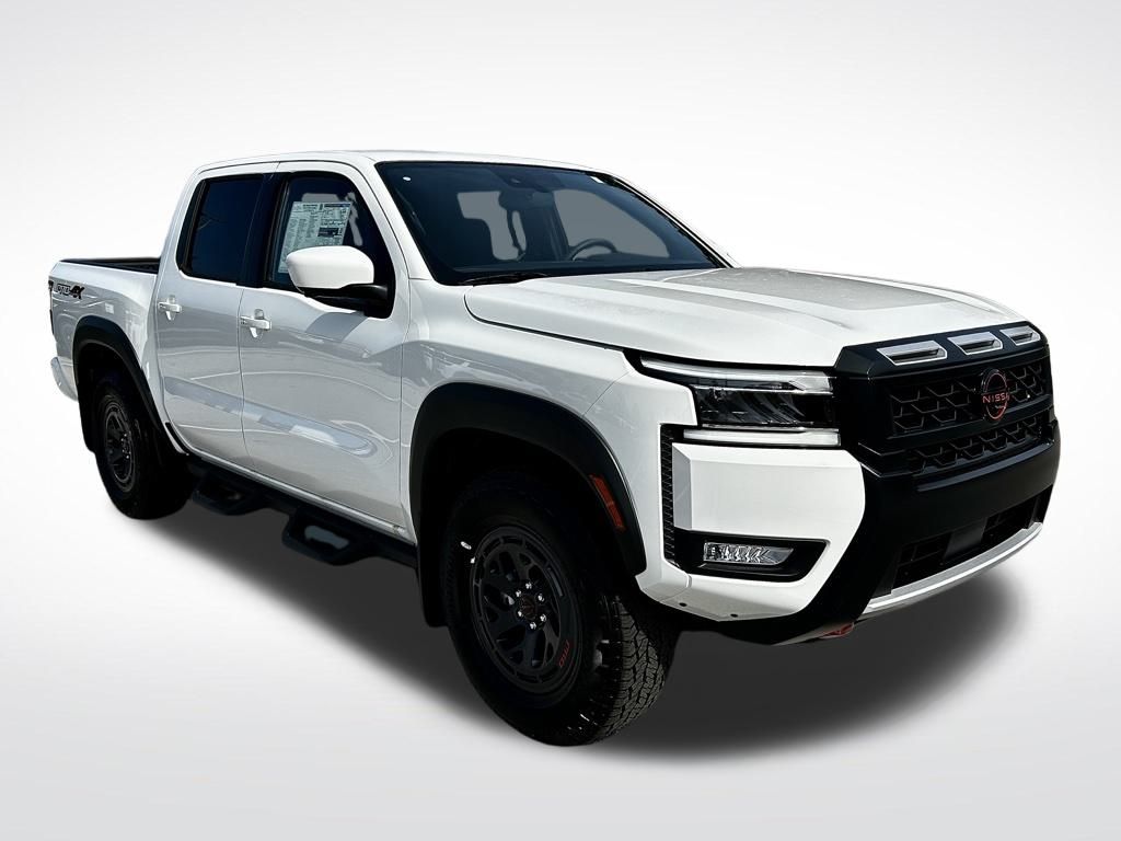 2025 Nissan Frontier PRO-4X photo 2
