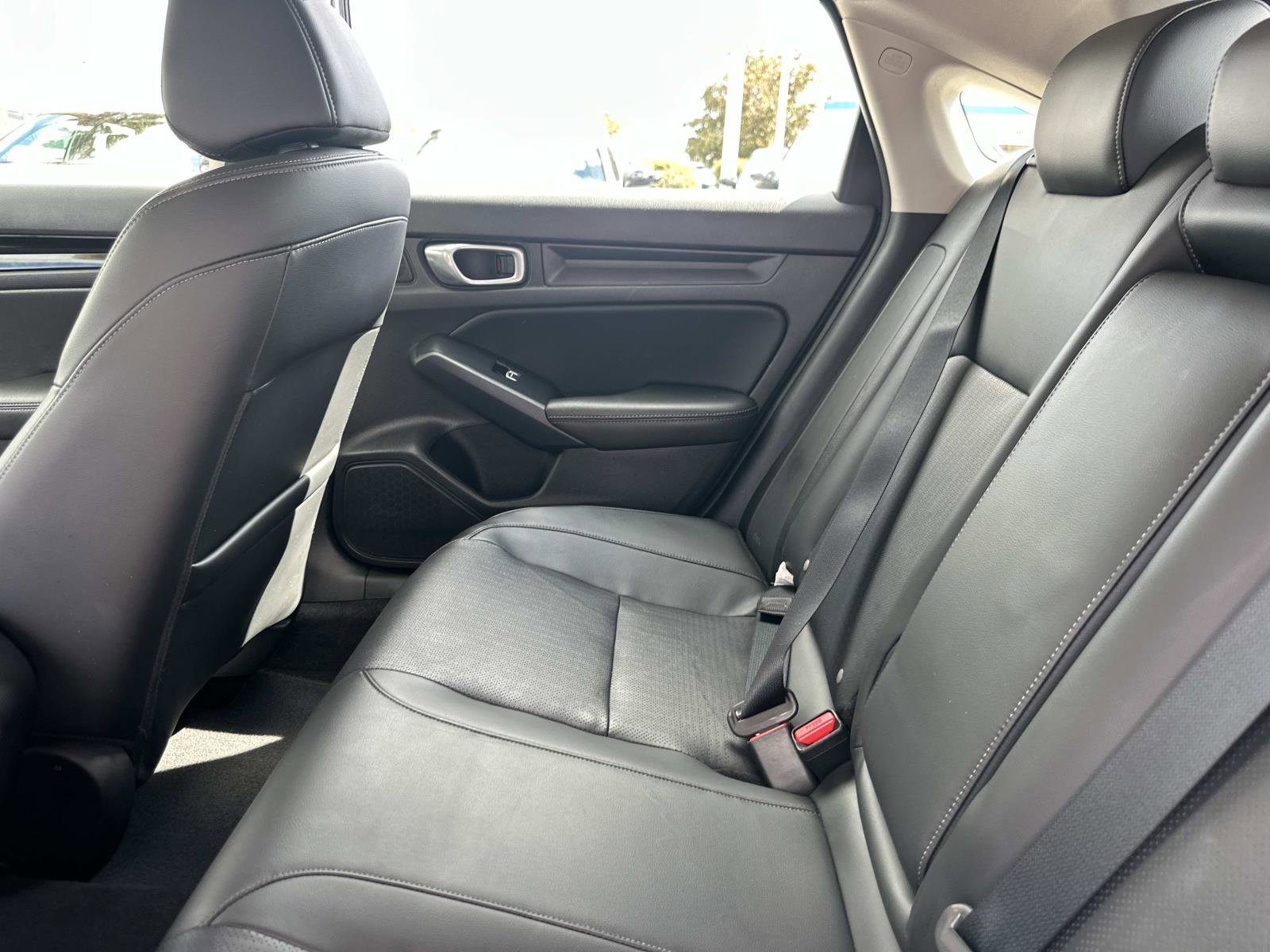 2023 Honda Civic EX-L Hatchback photo 12