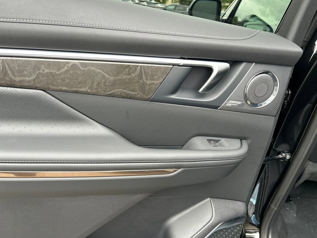 2026 Buick Enclave Avenir photo 22