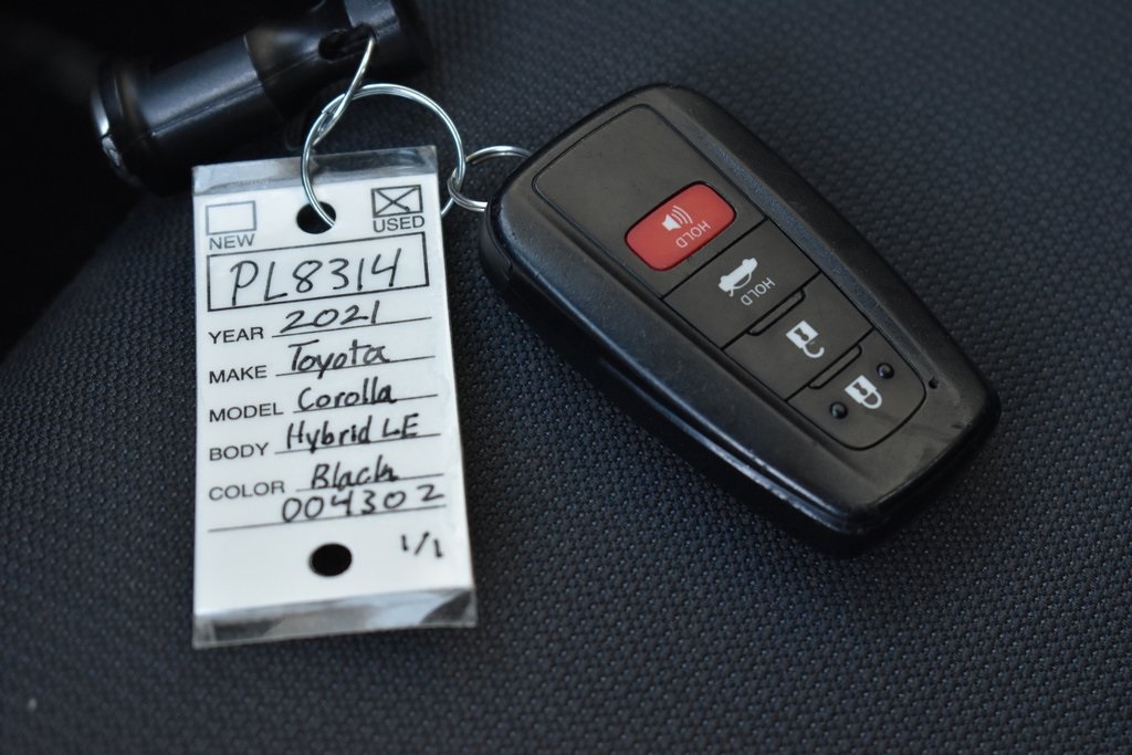 2021 Toyota Corolla Hybrid LE photo 9