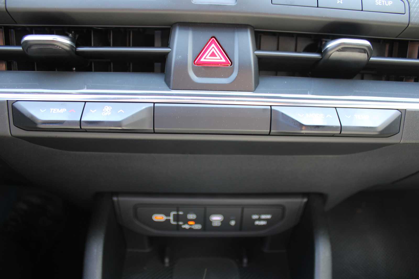 2025 Kia K4 GT-Line photo 33