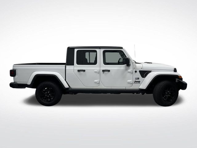 2023 Jeep Gladiator Sport photo 2