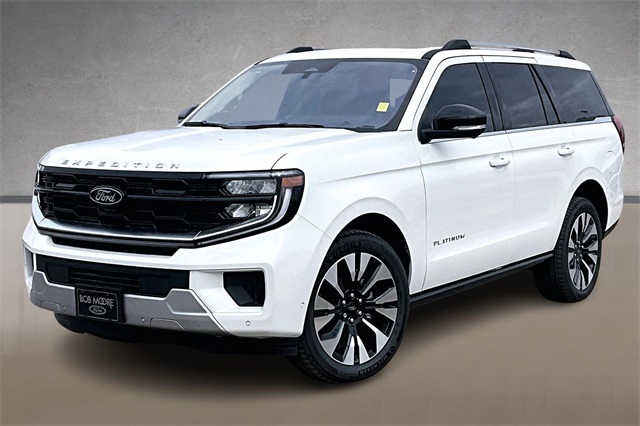 2025 Ford Expedition Platinum's photo
