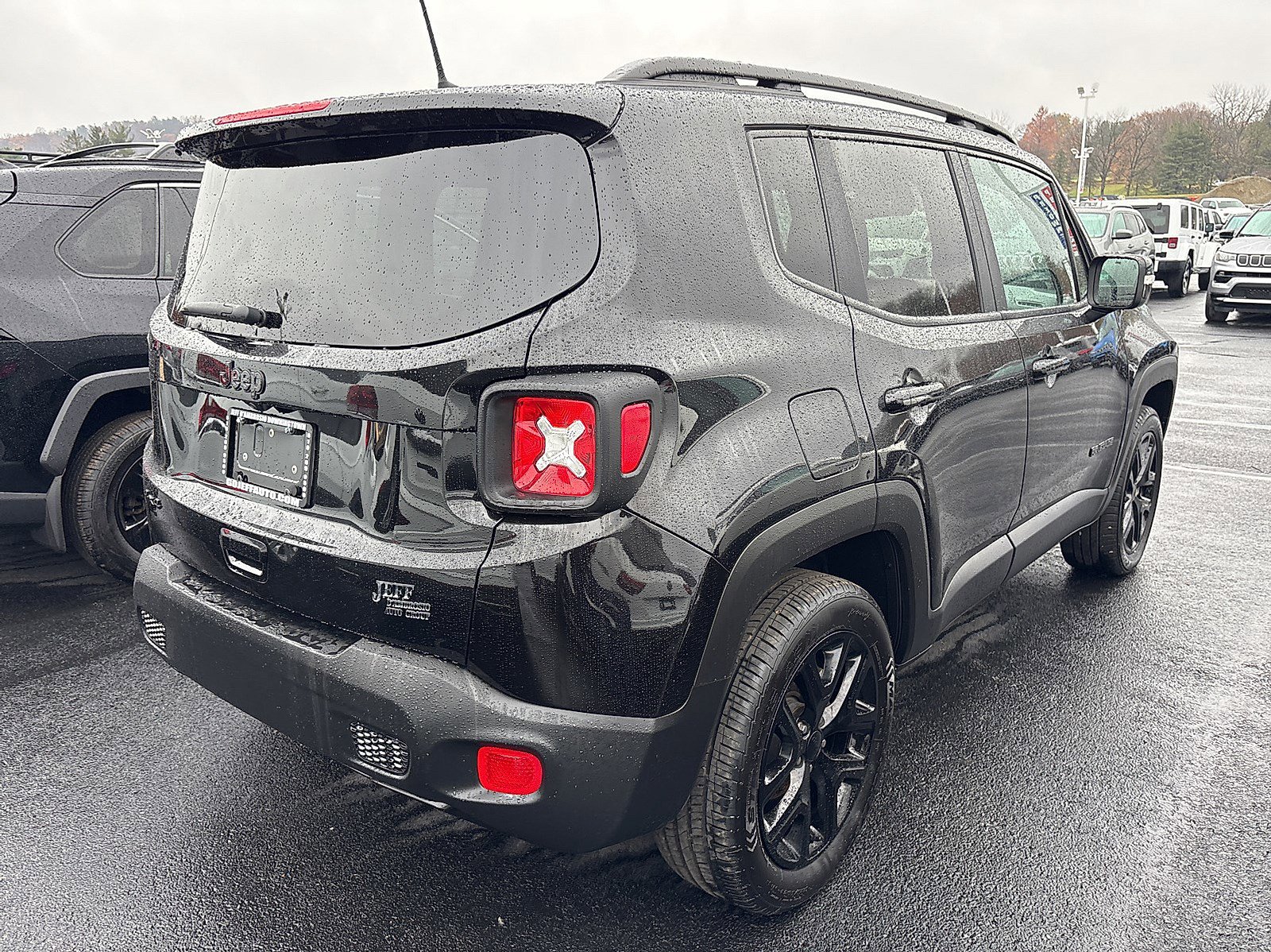 2022 Jeep Renegade Altitude photo 2