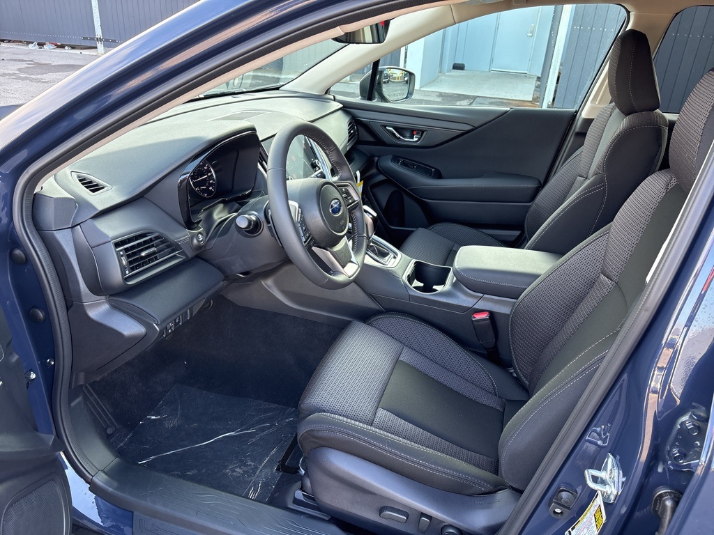 2025 Subaru Outback Premium photo 9