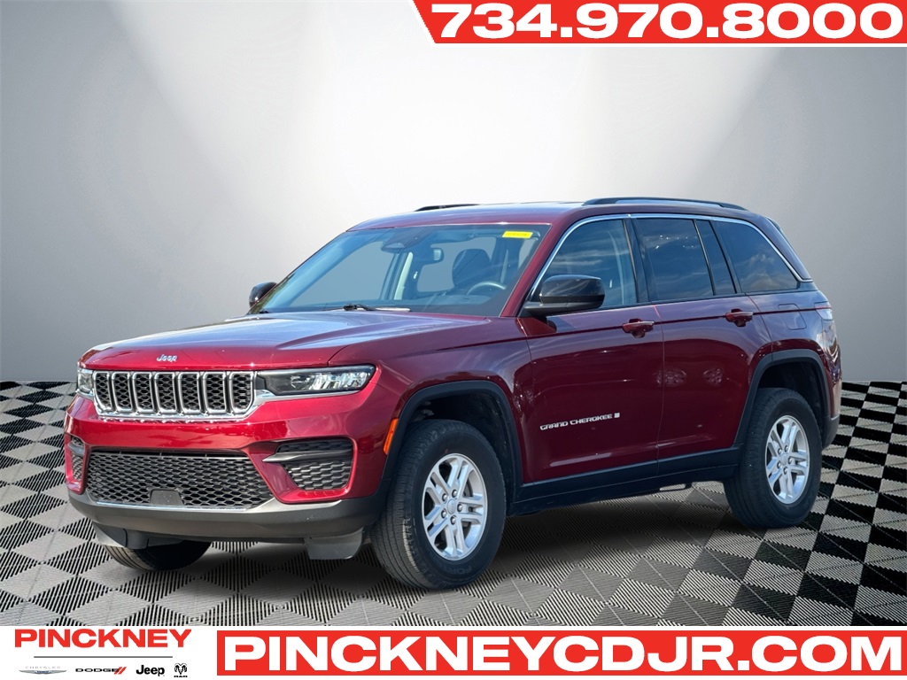 2022 Jeep Grand Cherokee Laredo's photo