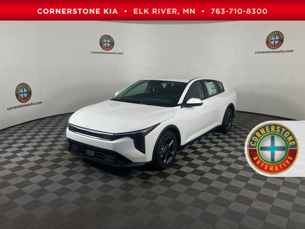 2025 Kia K4 LXS's photo